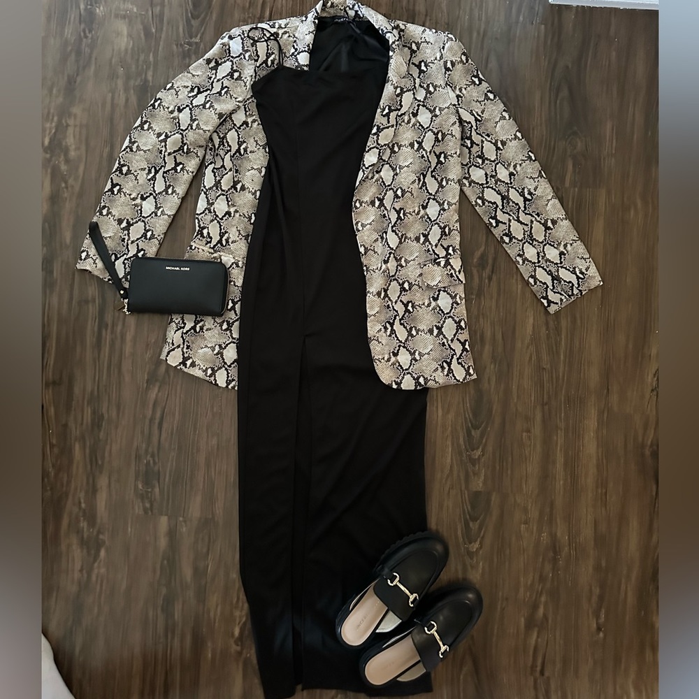 Women’s Blazer - Picture 5 of 6